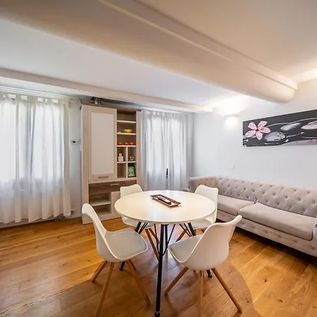 Laura - Residenze Estensi Apartment Modena