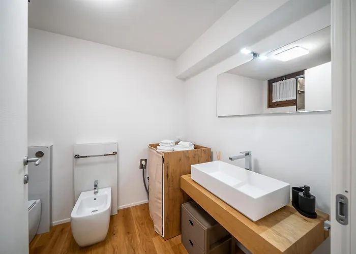 Apartment Laura - Residenze Estensi *