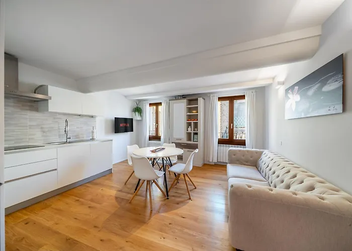 Appartement Laura - Residenze Estensi