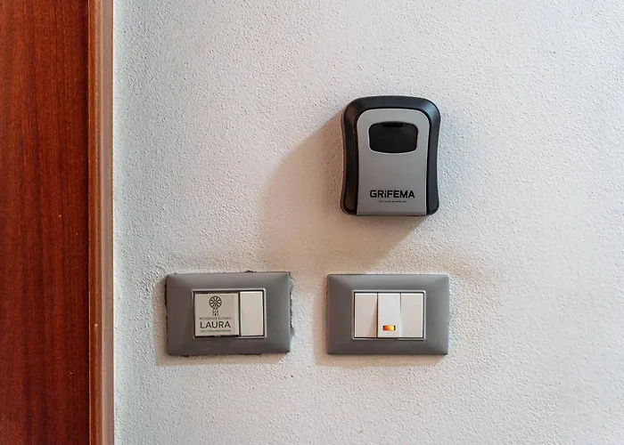 Laura - Residenze Estensi *